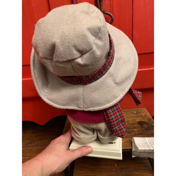 Santas Best Vntge Undercover Kid Derek Christmas Moves Work Great Mint Condition - Picture 3 of 4